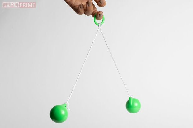 アメリカで流行した玩具として日本にやってきた「アメリカンクラッカー」