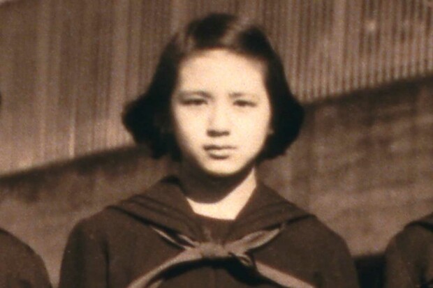 雅子さまの小学校卒業時の記念写真（1976年3月）