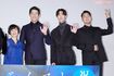 映画『エゴイスト』の完成披露会見にて。左から阿川佐和子、鈴木亮平、宮沢氷魚、ドリアン・ロロブリジーダ