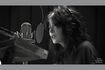 セルフカバー『北ウイング-CLASSIC-』を歌う中森明菜(公式YouTubeチャンネルより)