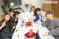 真田佑馬、7ORDER projectのCD梱包に奮闘! 7人がこだわった“手作業”現場に密着