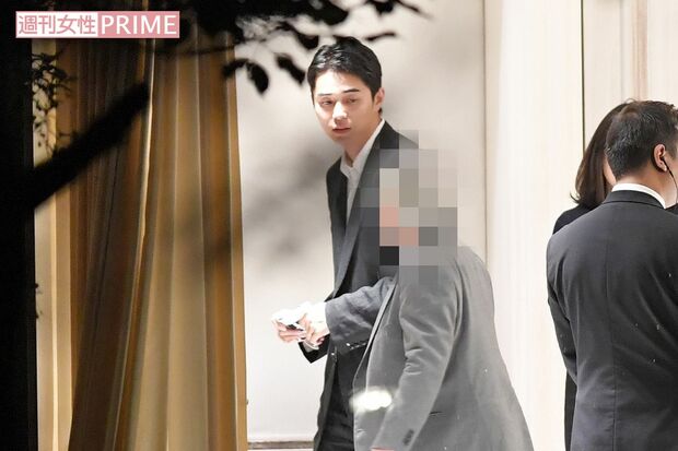 長身の東出は会場でもひときわ目立っていた