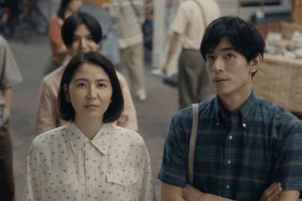 長澤まさみとKINCHOのCMで共演した中島歩(KINCHO公式サイトより)