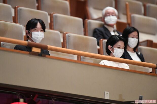 『文化庁芸術祭』のオープニングを鑑賞された秋篠宮ご夫妻（10月1日）