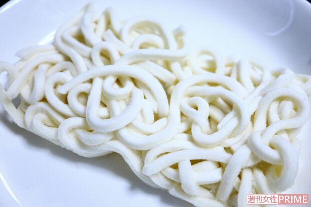 急速凍結技術でうどんもカチンコチンに