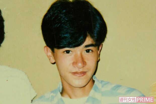 アイドルを目指していた10代。夏休みには上京し、歌手デビューした姉・中沢初絵の仕事現場を見学したことも