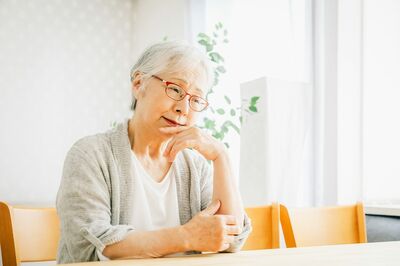 《おひとりさまの安心心得》困る前に知るべき6つのポイント「お金・入院・認知症」の不安にも早期の準備を