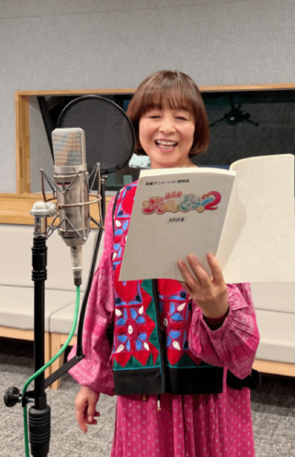 ひだか・のりこ　1962年、東京都生まれ。’84年に『超時空騎団サザンクロス』で声優デビュー後、『タッチ』の浅倉南や『となりのトトロ』草壁サツキなど数々の名作に出演。『あさイチ』（NHK）のナレーションをはじめ、ラジオ番組やドラマ出演など、その活動は多岐にわたる。'24年からは35年ぶりに『らんま1/2』の天道あかね役を演じて話題に。10月からは同作第3期の放送がスタート予定。