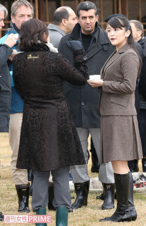 '19年12月、新浜鴨場で在日の海外大使夫妻らを接待した眞子さん。NYのパーティーでも、この経験を発揮するのだろうか