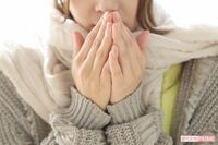 半身浴や湯たんぽは健康への近道⁉︎ “靴下26枚ばき”の専門家が教える「冷えとり術」