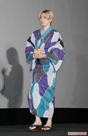 SixTONESの京本大我、ミュージカルで活躍中。ハードルの高い派手柄も着こなすオーラはさすが！（写真／『週刊女性』写真班）