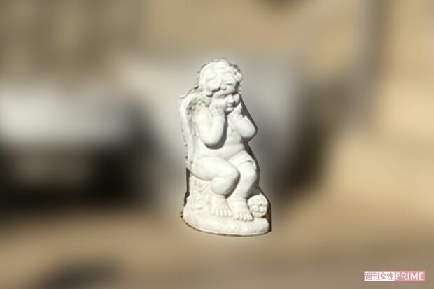 古川大輝容疑者の自宅に飾られた天使のオブジェ