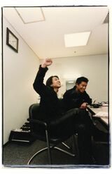 1998年にリリースしたF-BLOODの2ndシングル『SHOOTING STAR』ビデオ撮影現場に潜入　撮影／三浦麻旅子　写真協力／エムオン・エンタテインメント