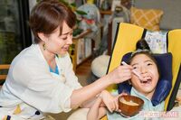 渋谷109の元カリスマ店員「嚥下障がい」の娘と一緒に、“とんでもなく明るい患者団体”を設立