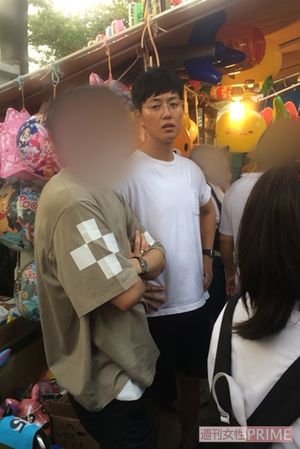 工藤阿須加を夏祭りで3年連続目撃 隣を歩いていた気になる 浴衣美女 の正体 週刊女性prime