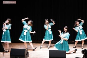 2020年3月、厚労省主催の「依存症啓発イベント」に参加したアイドルユニット「神宿」が啓発ソングを披露