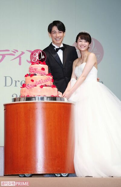 ディーン フジオカ 清野菜名と薬指の指輪を披露 結婚してよかったです 週刊女性prime