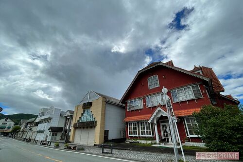駅前はシャッターだらけ