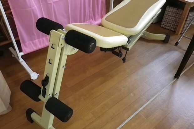 整骨院にはリハビリ機器などがある（『アール・キューブド武蔵浦和西口整骨院』ホームページより）