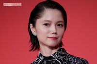 宮崎あおいへの過剰な“持ち上げ”記事に賛否「普通に年を重ねてる」“若く見える”は褒め言葉なのか