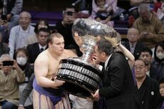 《大相撲初場所》ウクライナ出身の新大関・安青錦が2連覇!師匠・安治川親方が語ったプレッシャーと「逃げたい」の弱音