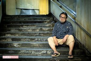ホームレス生活を経て62歳で作家デビューした赤松利市さん(撮影/佐藤靖彦)