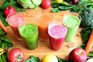 野菜ジュースにはビタミンCが足りない