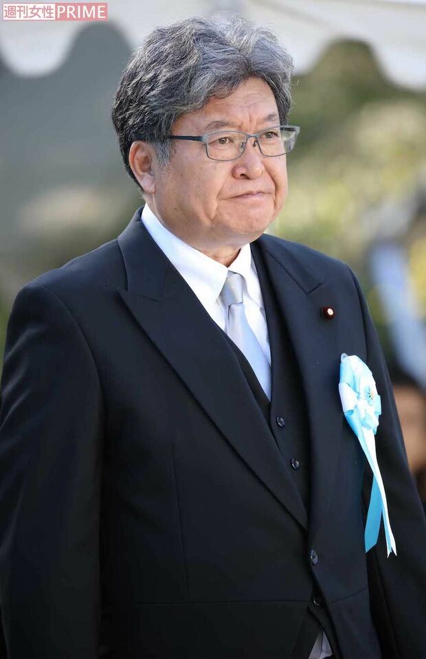 萩生田光一氏