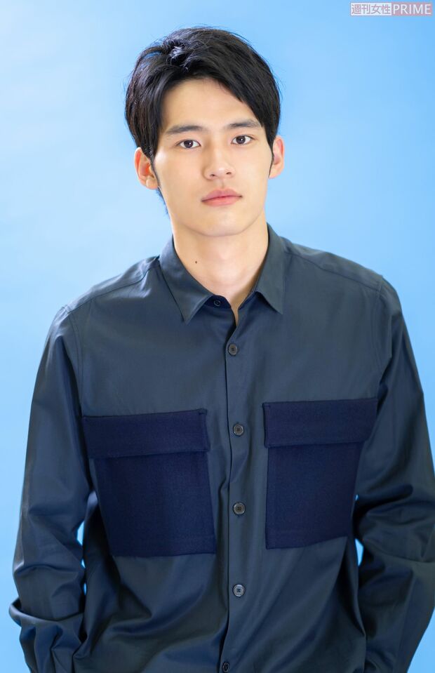 岡田健史　撮影／佐藤靖彦