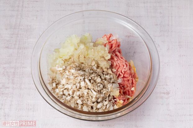 まいたけ尽くしの和風ハンバーグ《まいたけ活用ポイント》　撮影／矢島泰輔