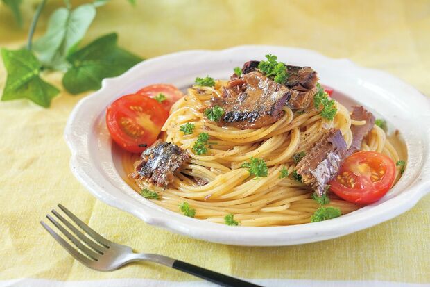 さんま缶とミニトマトの和風パスタ