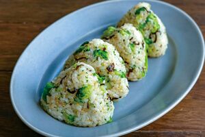 ブロッコリーと塩昆布のやみつきおにぎり　撮影／松山絵美