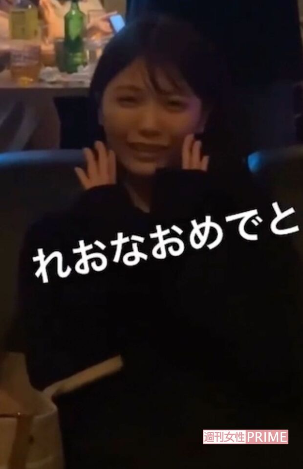 歌舞伎町のバーで泥酔した様子の『まねきケチャ』でセンターを務める松下玲緒菜