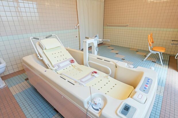 『親や介護される側が将来の介護を見据えて脱毛をしておいてくれたから、介護が楽だった』というケースは、ほとんどない（写真はイメージです）