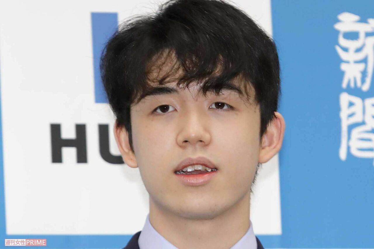 藤井聡太7冠、大勝負の試合で肌身離さず愛用している大阪発『おに