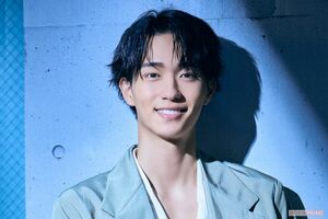 野村康太　撮影/廣瀬靖士　ヘアメイク/SUGA NAKATA（GLEAM） スタイリスト/能城　匠