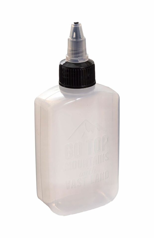 セリア オイルボトル フタがネジ式になっているので、開け具合で出す量を調節できる優れモノ