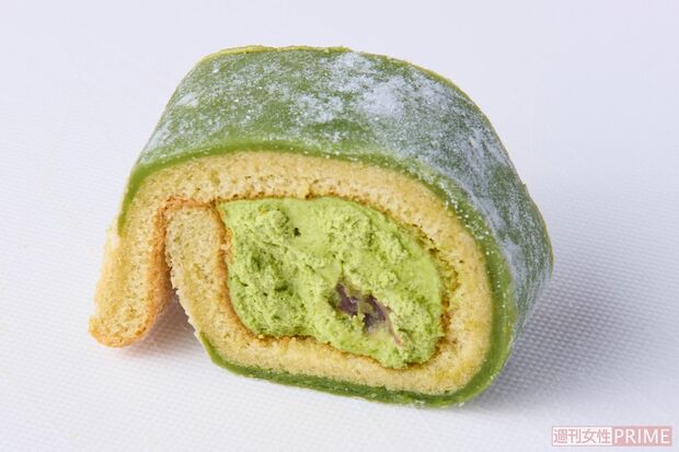 お抹茶大福仕立てのもち食感ロール/セブン-イレブン 237円