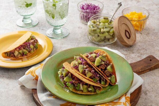 キウイのタコス