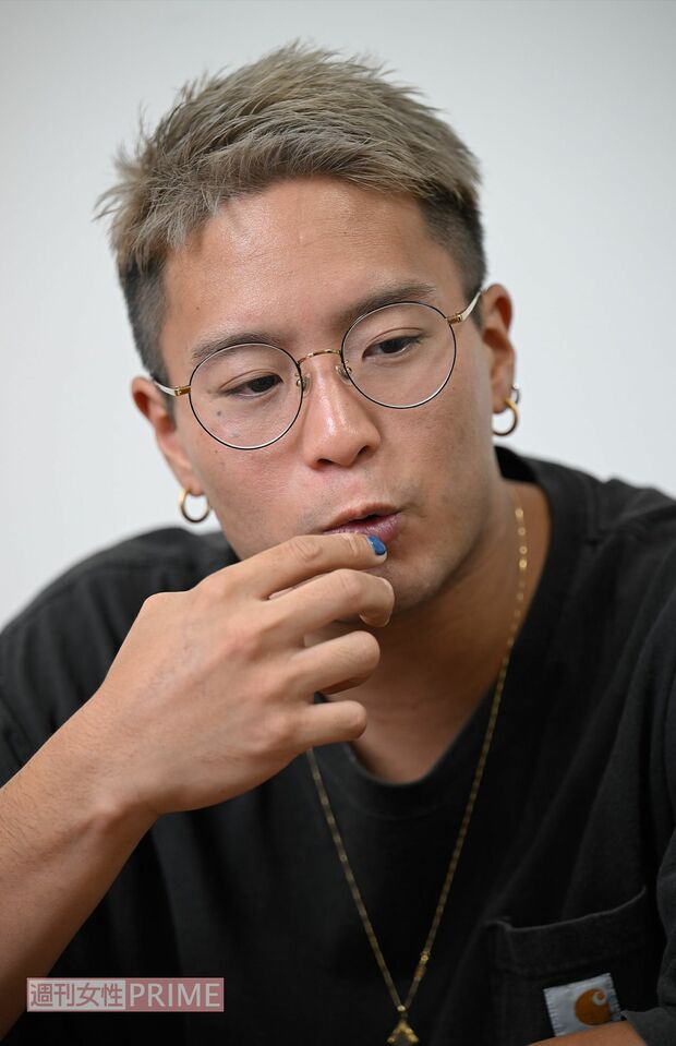 インタビューに応じる元ジャニーズJr.の田中斗希