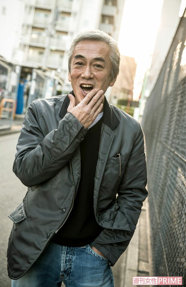 「夫婦といえども、いつまでも男と女でいたい。その秘訣のひとつが、パパ、ママと呼び合わないこと」と寺島。今でも名前で呼び合っている　撮影／伊藤和幸