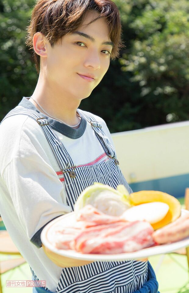 辰巳ゆうと　撮影／大つる円（昭和基地￥50）