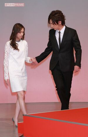 2016年1月、結婚発表会見を行ったDAIGOと北川景子