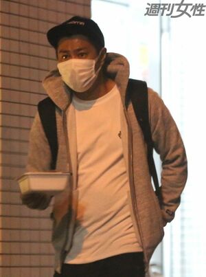 パンサー尾形にお金を貸し続けた女性告白 返済時には暴言も