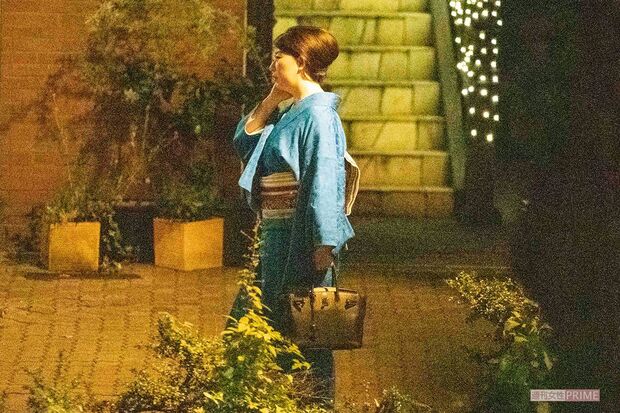 '19 年、ドラマ『偽装不倫』の打ち上げに参加した東村アキコ