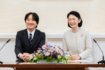 秋篠宮ご夫妻(宮内庁提供写真)