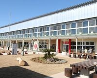 元小学校の道の駅 特産品を使ったおふくろの味や宿泊所も