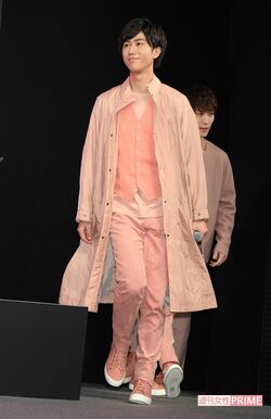 阿部亮平（SnowMan）