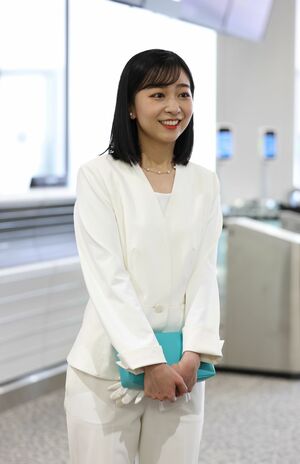 ブラジル訪問から帰国された佳子さま。今年はパンツスタイルのお出ましが増えている（6月17日）