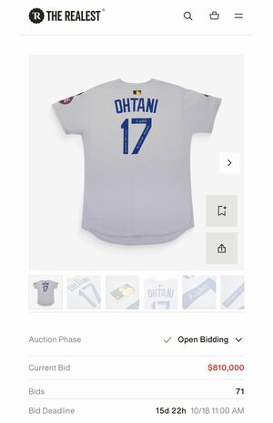 オークションに出品された大谷翔平のユニフォーム